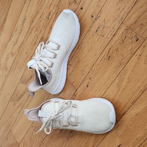 Adidas Cloudform Sneakers